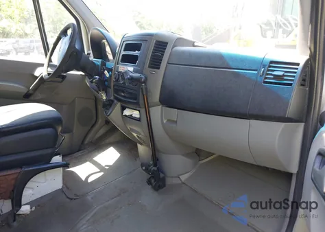 2012 Mercedes-Benz Sprinter 2500 High Roof из США, поврежденный, VIN WD3PE8CB9C5675472